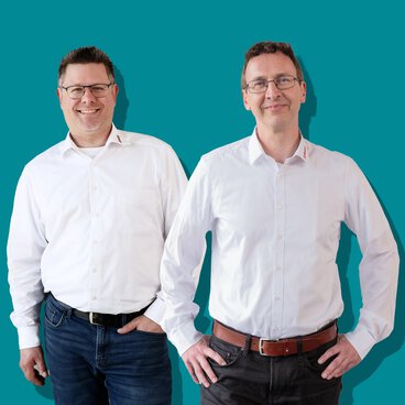 Sales Manager DACH-1900 zwei-quadrat
