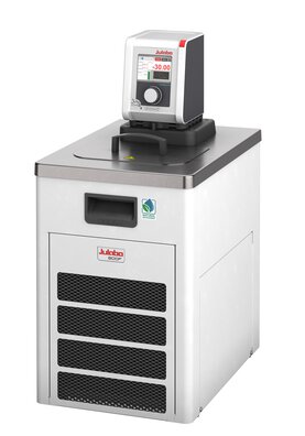 Refrigerated / heating circulator DYNEO DD-800F from JULABO view 1