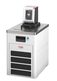 Refrigerated / heating circulator CORIO CD-800F from JULABO view 1
